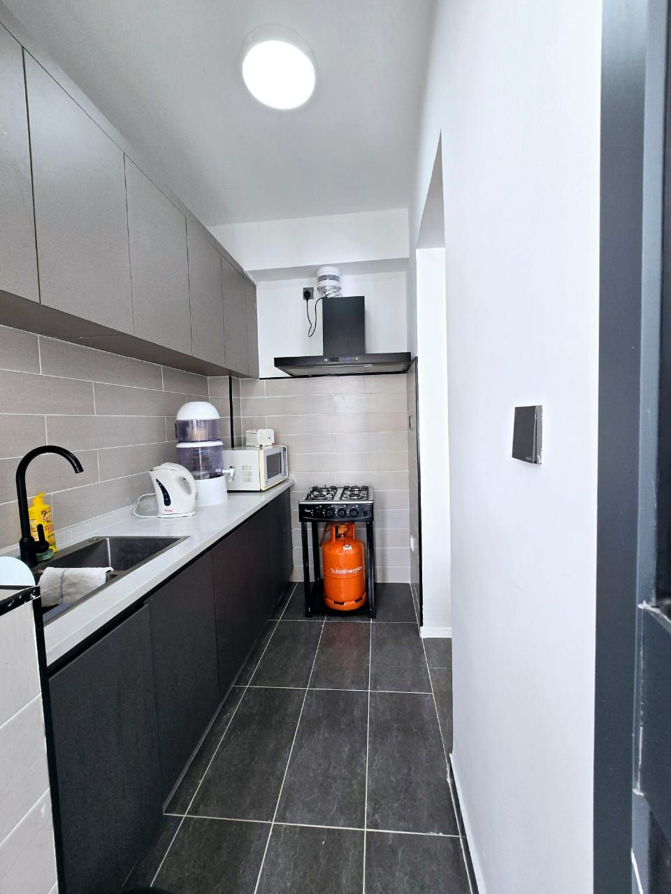Furnished 1 bedroom apartment behind Gateway Mall, Syokimau, Nairobi – Airbnb, photo 5
